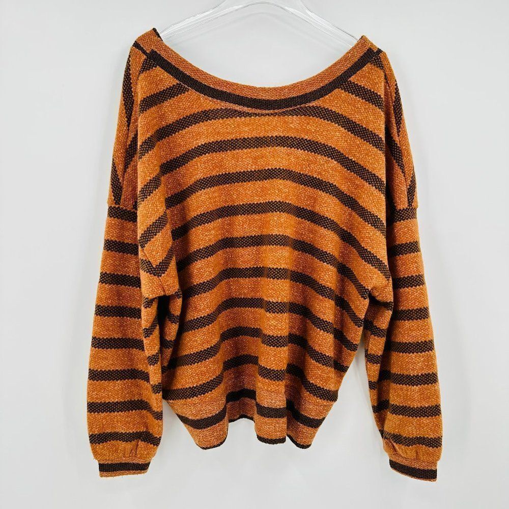 Gimmicks BKE Size Large Brown Striped Long Sleeve Twist Back Sweater Top